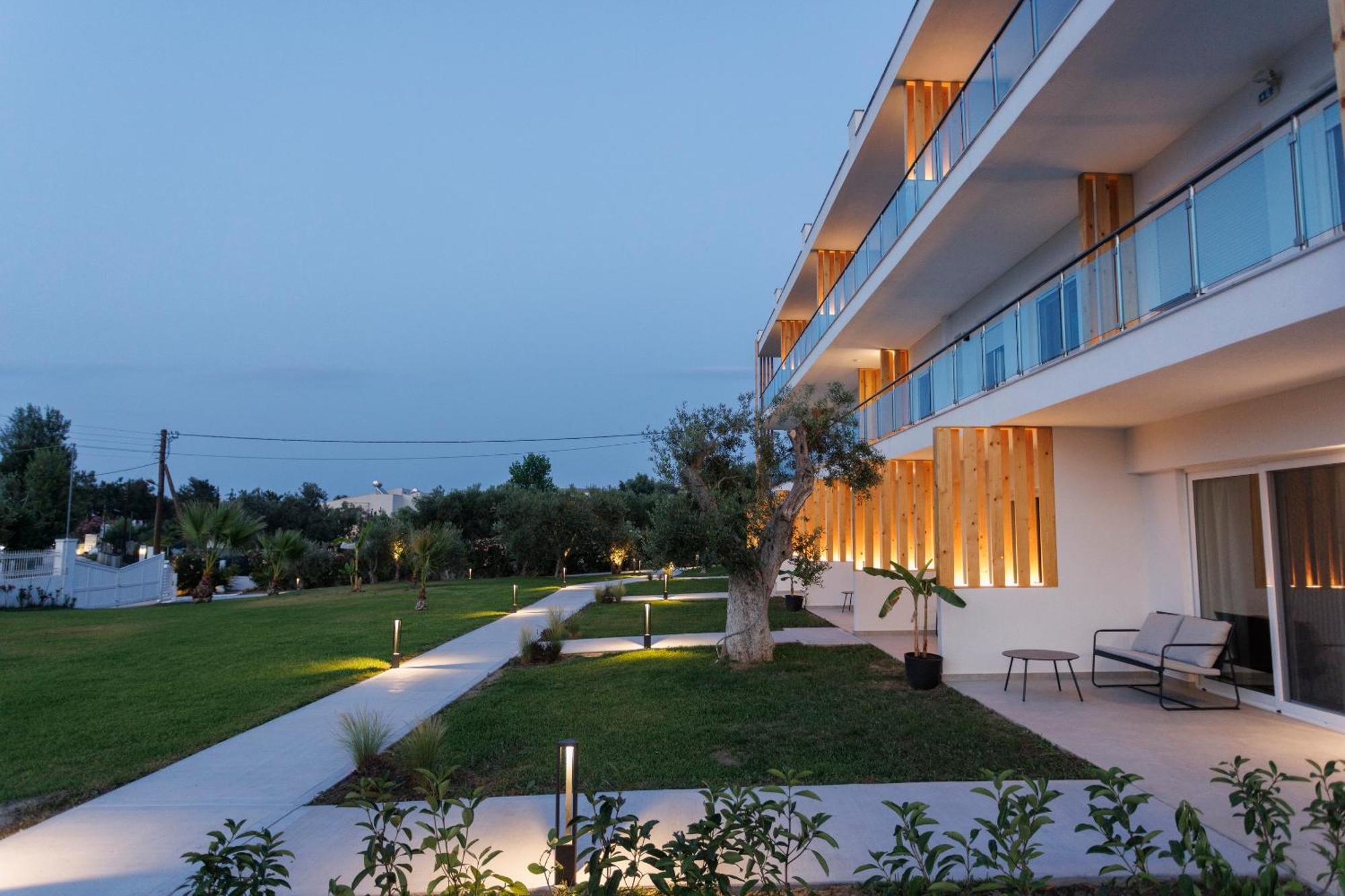 Asterias Premium Holiday Apartments 페프코초리 외부 사진