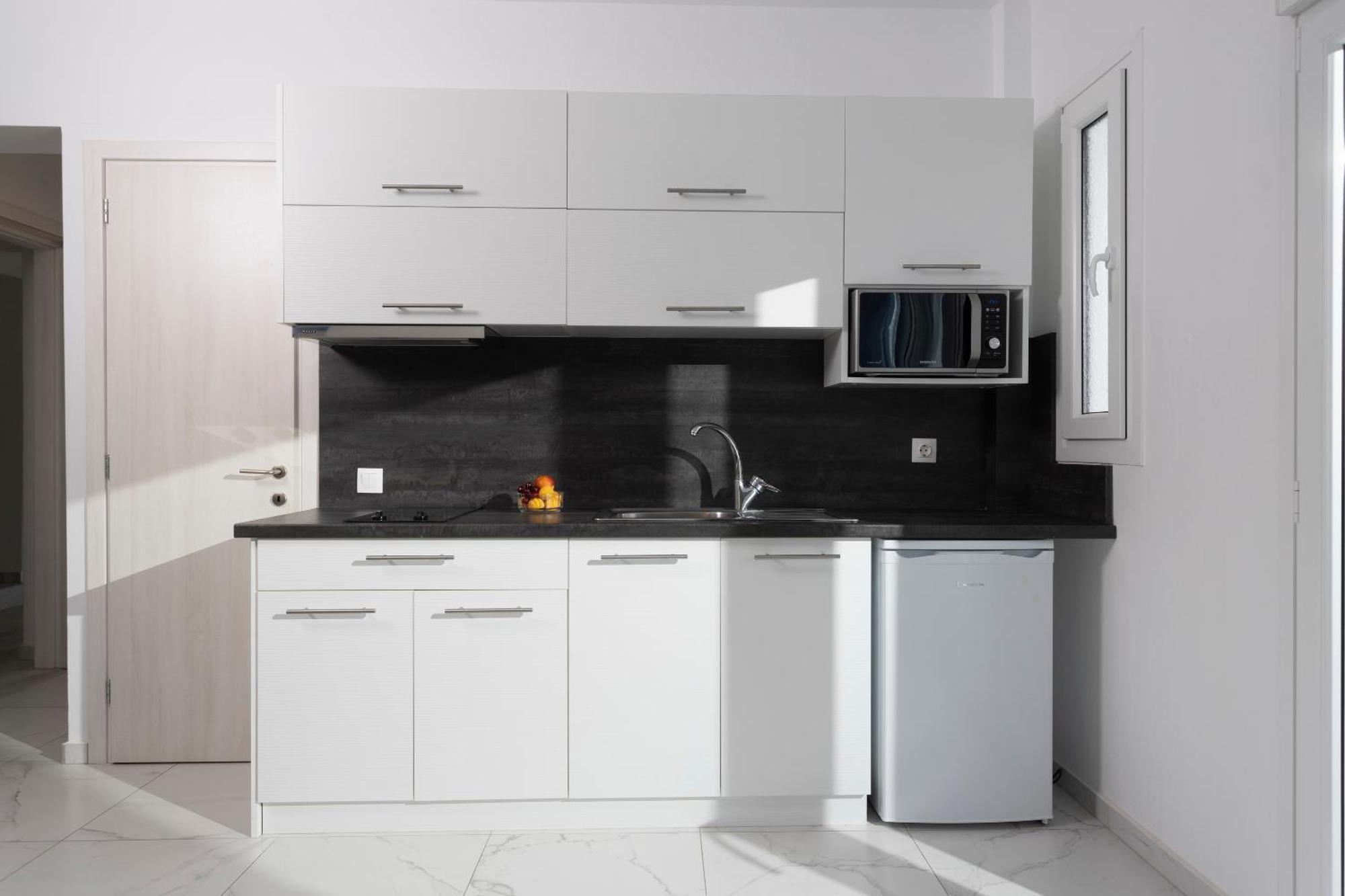 Asterias Premium Holiday Apartments 페프코초리 외부 사진