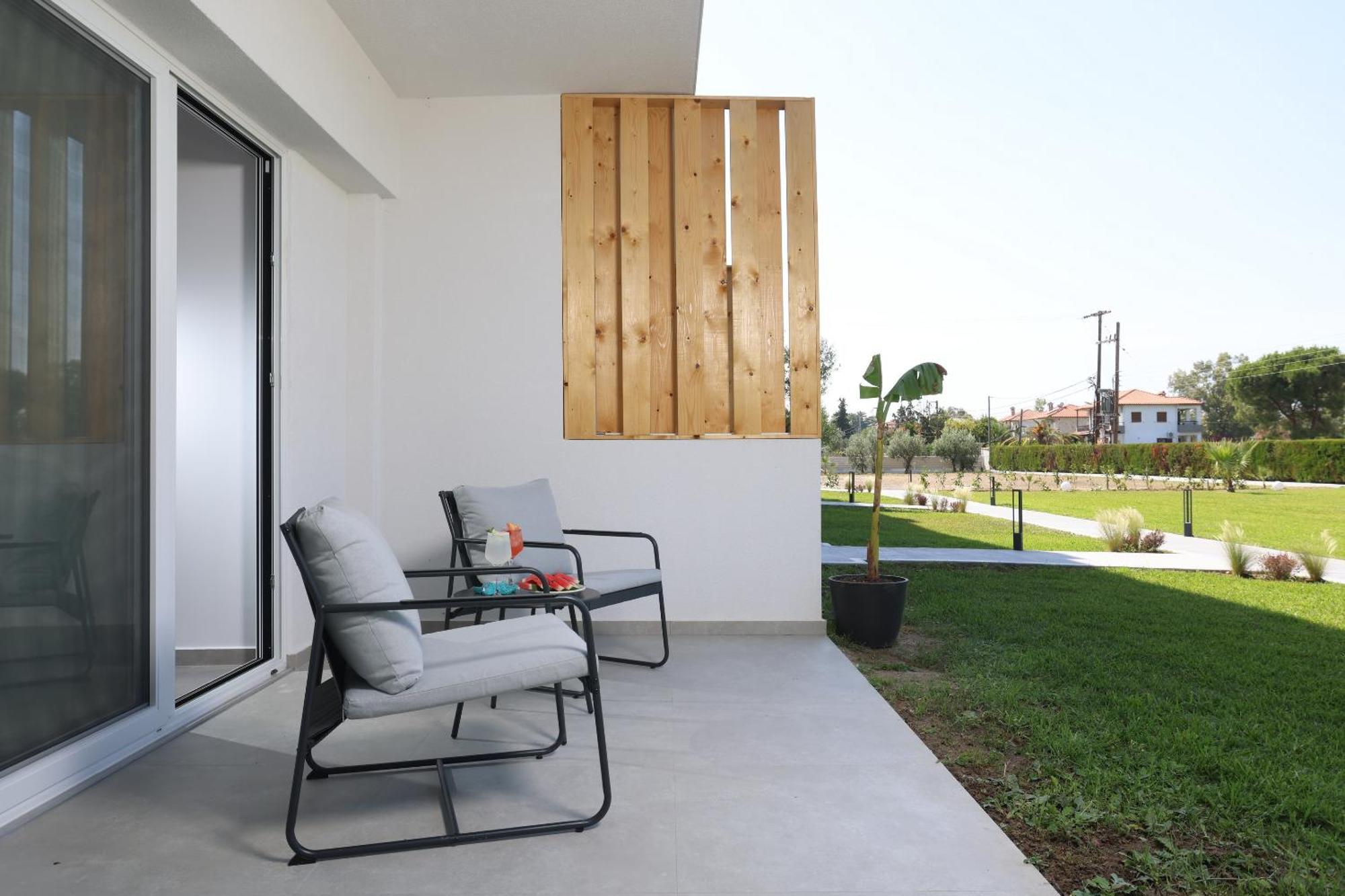 Asterias Premium Holiday Apartments 페프코초리 외부 사진